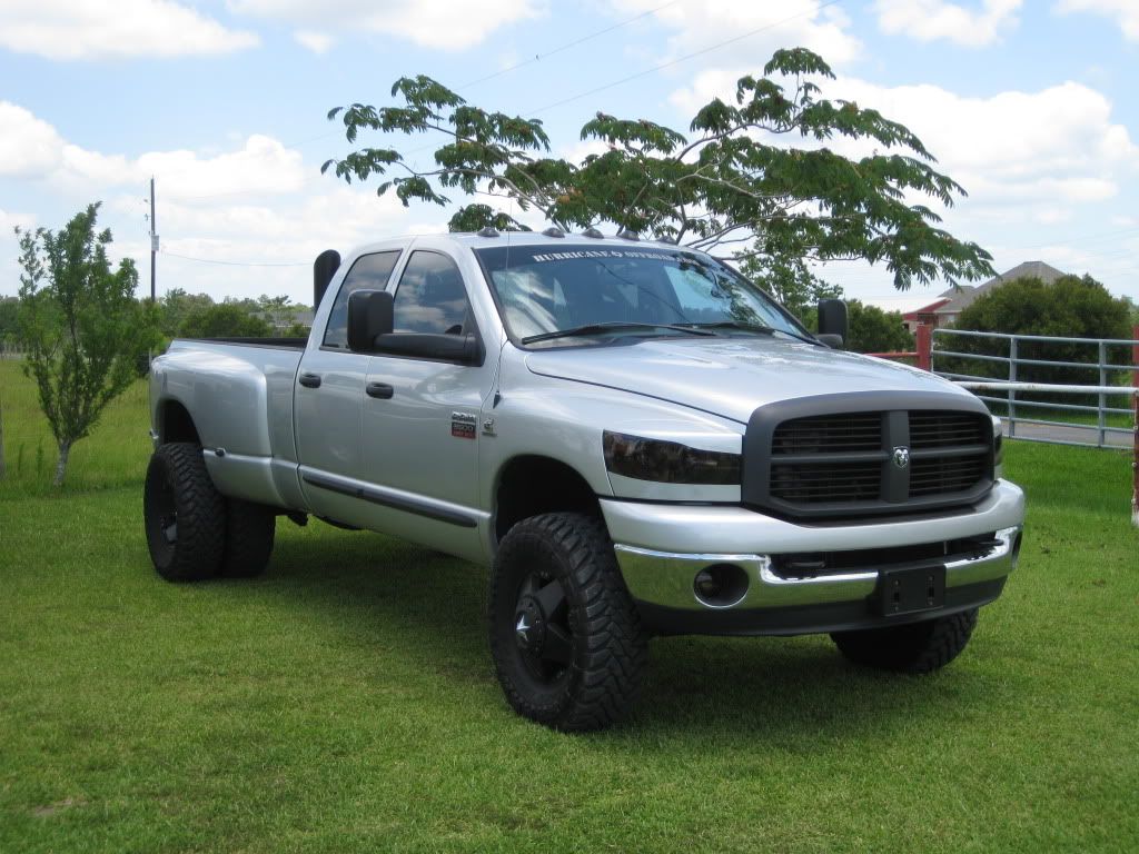 USA Pickup Trucks • Toon onderwerp DUALLYS WORK